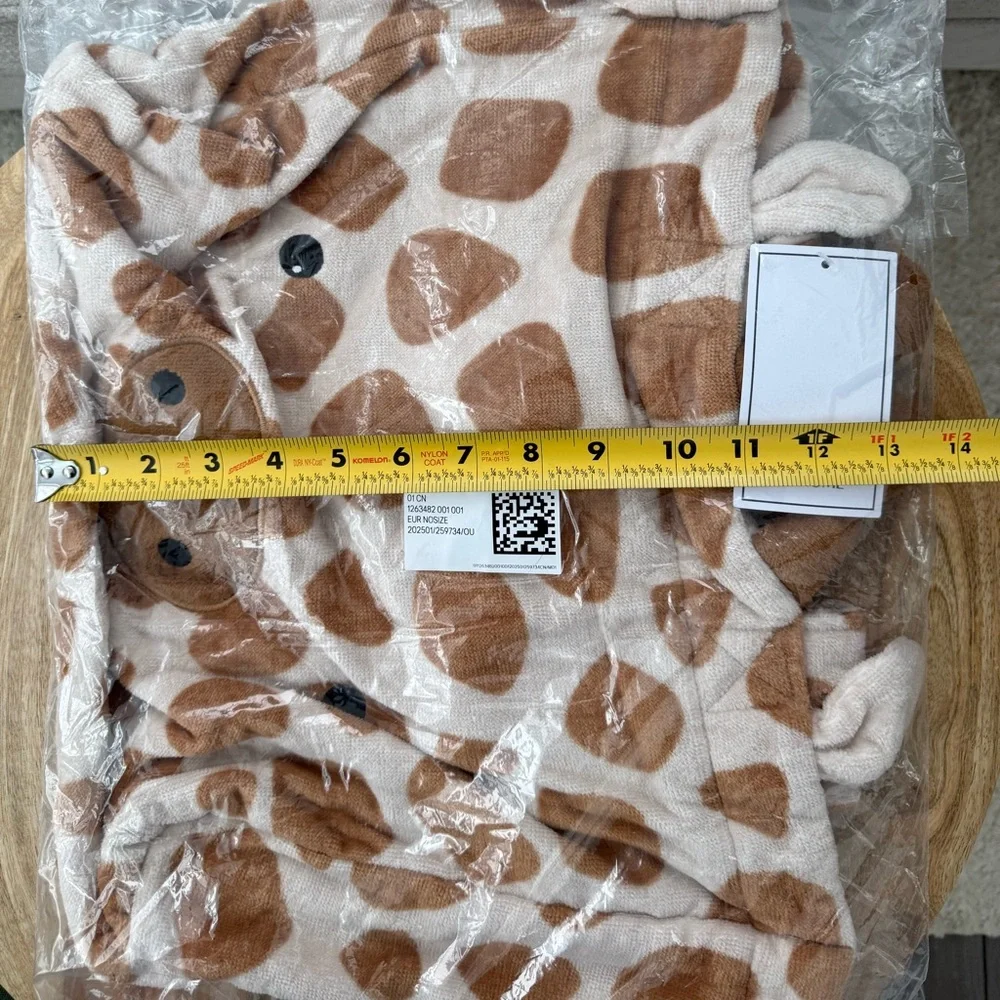 H&M Giraffe Terrycloth Beach Bag - Picture 4 of 5